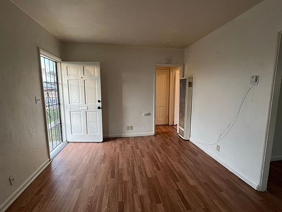 2nd image of 1601 Pacific St APT 2