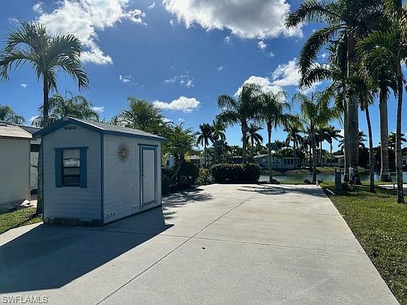 2nd image of 1233 Diamond Lake CIR