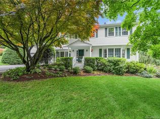 236 Nepas Rd, Fairfield, CT 06825