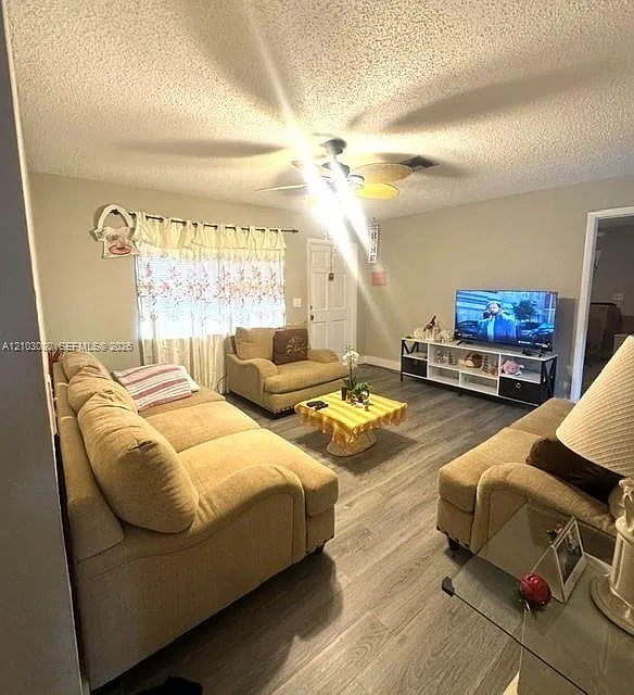 Hollywood Homesites Rev P — Photo 2