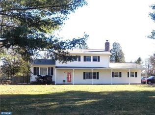 17 Belle Glades Ln, Belle Mead, NJ 08502
