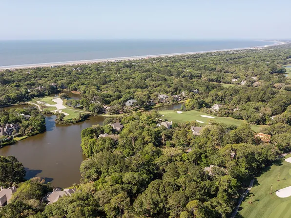 196 Sanderling Ct, Johns Island, SC 29455