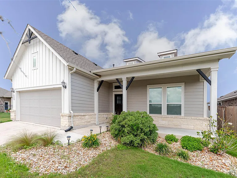 111 Samuel Blair Pass — Photo 4