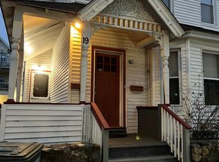 19 Pleasant St, Bridgeport, CT 06608