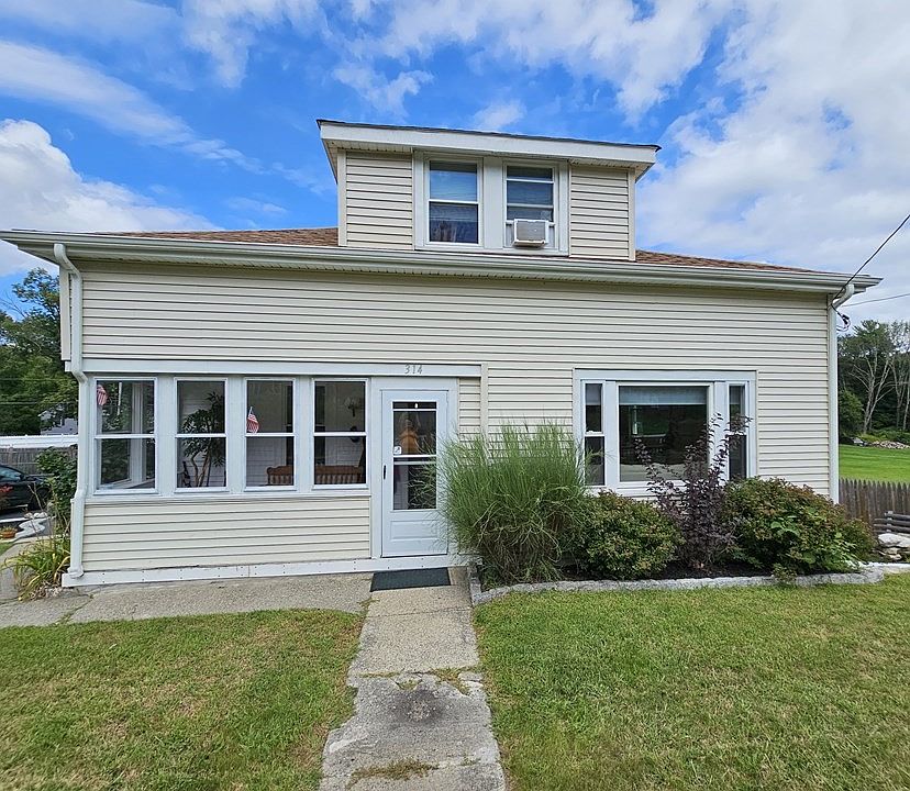 314 Sutton St, Northbridge, MA 01534 Zillow