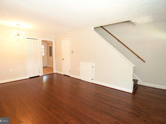 3rd image of 110 S Virginia Ave Unit 14