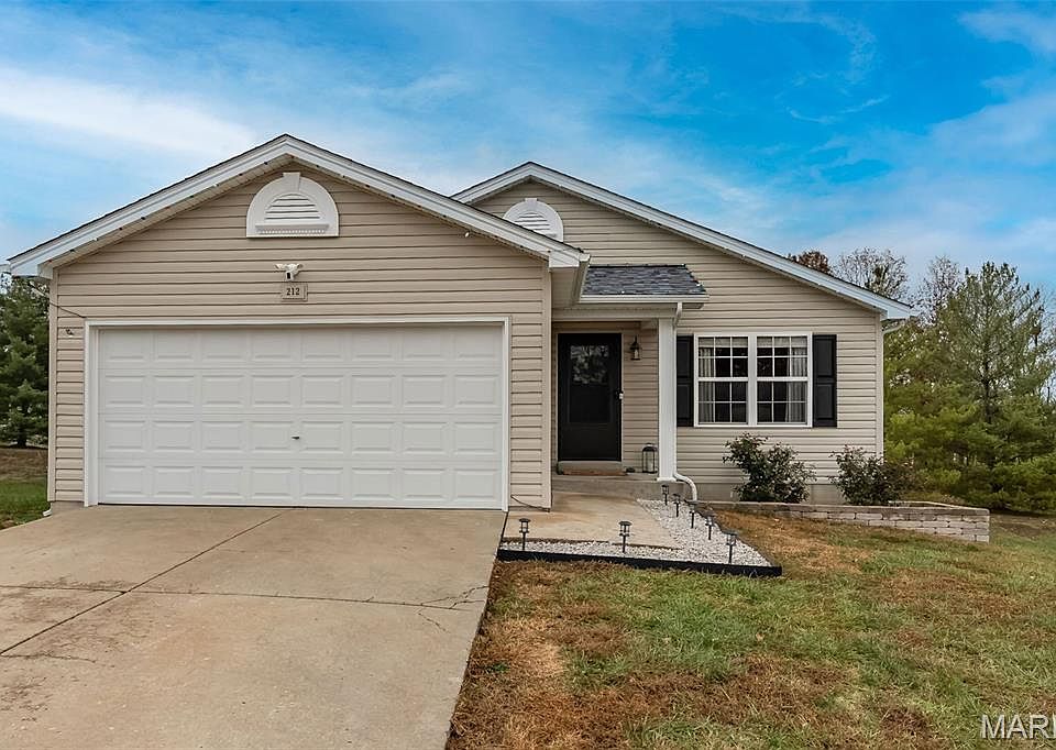 1st image of 212 Gentle Pine Ln