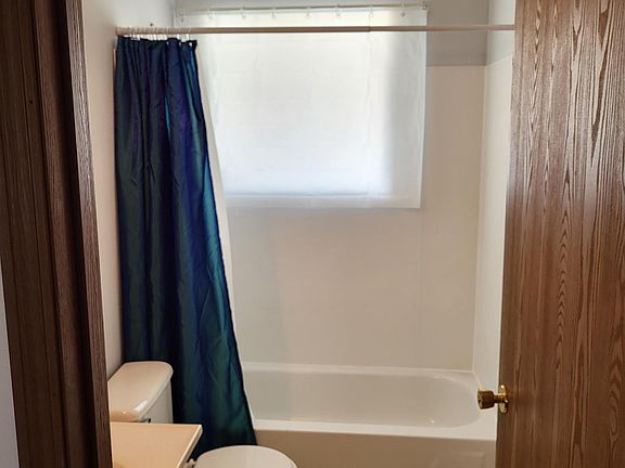 3rd image of 131 Monica Dr
