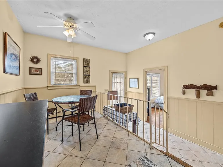 932 Woodrow Ave — Photo 18