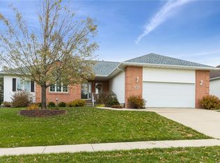 3415 Cottonwood Ln, Marion, IA 52302