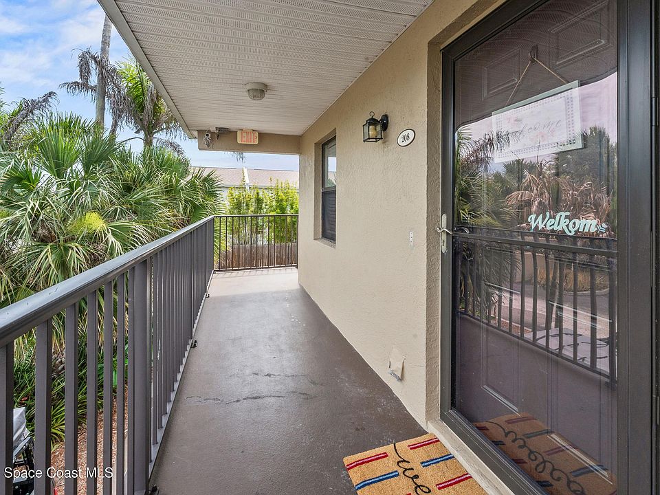 1st image of 1010 Pine Tree Dr #208