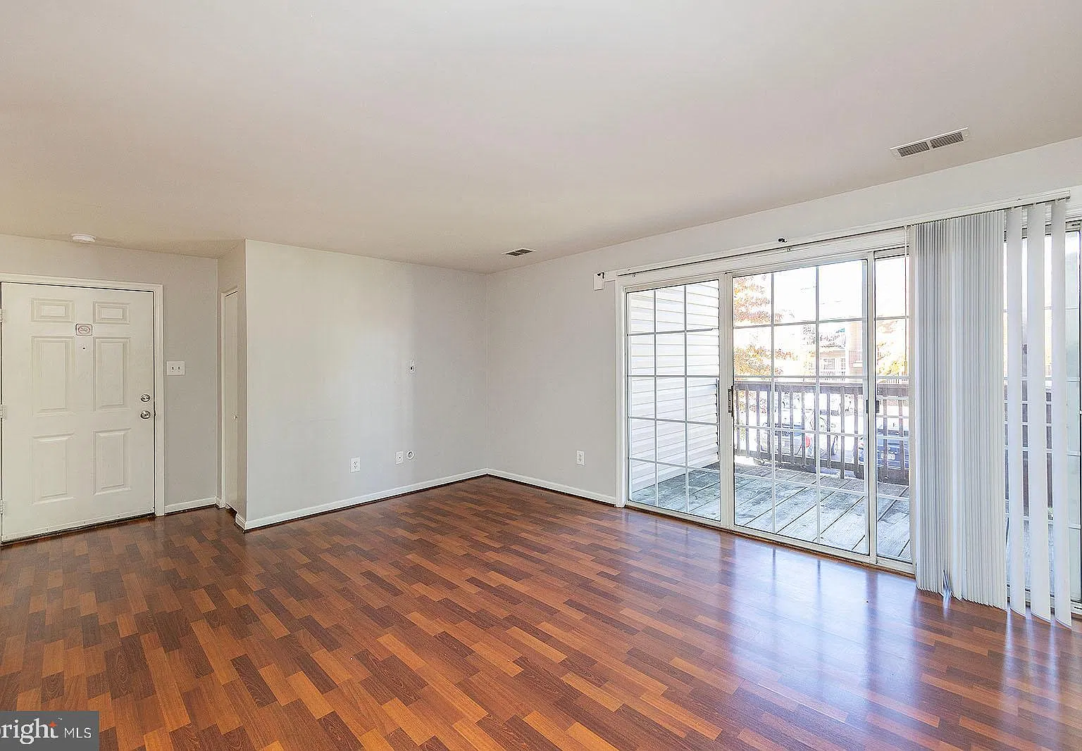 2 bed, 2.0 bath, 1066 sqft, $1,600 — Photo 4