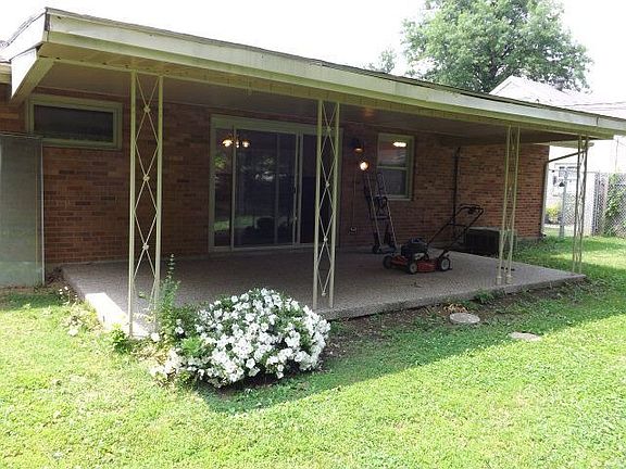 4th image of 2989 Chippewa Dr