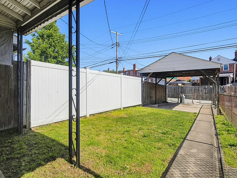 7536 Westfield Rd — Photo 37