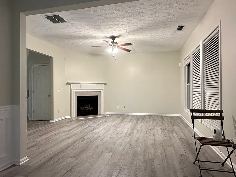 4219 Annlette Dr — Photo 11