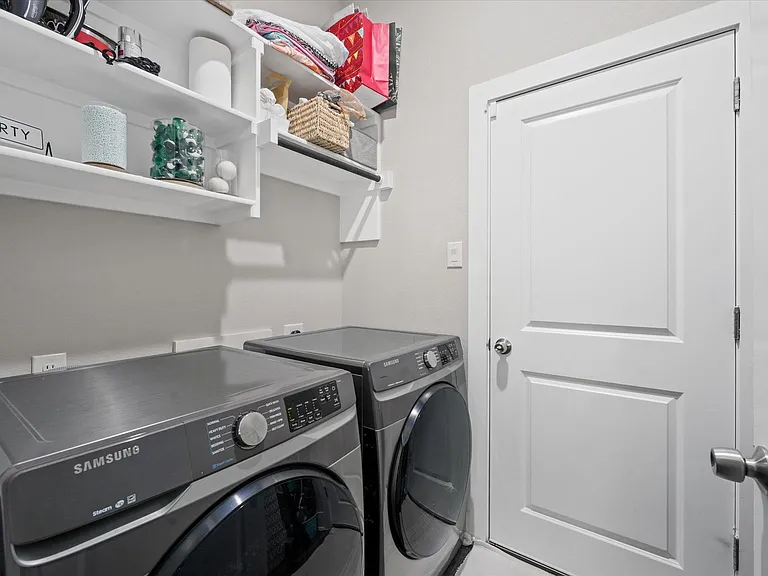 4520 Garrison St — Photo 8