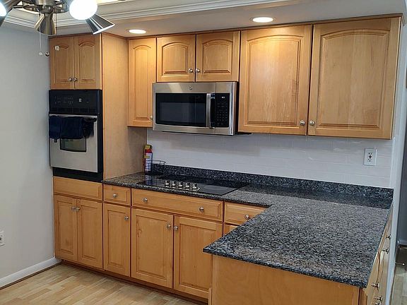 5th image of 11505 Monticello Ave