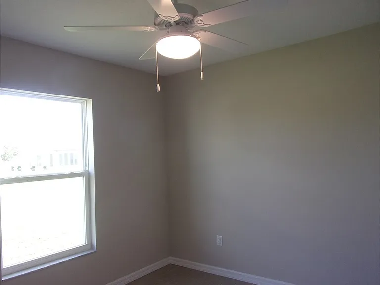 10494 S Drew Bryant Cir — Photo 9
