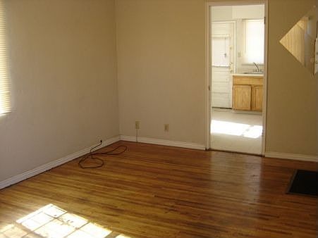 5th image of 1119 Coal Ave SW APT 8