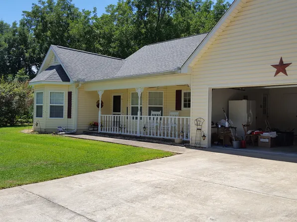 100 Davis St, Headland, AL 36345