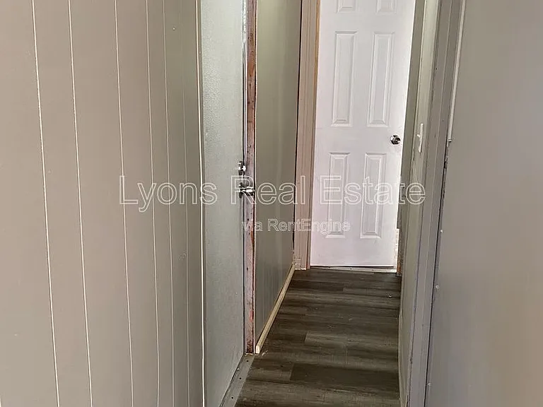 8086 Heck Dr #32 — Photo 4
