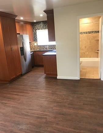 3rd image of 3944 3rd Ave #1/2