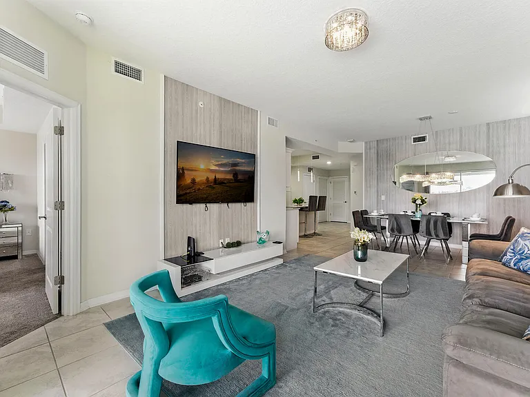 Paradox Cir — Photo 10