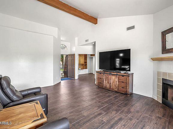 3rd image of 703 N BRANDON Drive