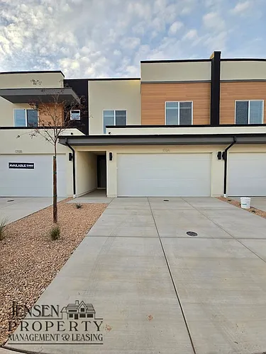 1704 S Forbidding Way Photo 1