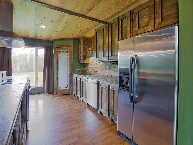 13600 Waverly Point Rd — Photo 6