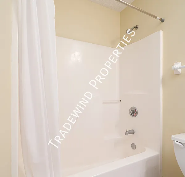 6459 Regency Ln — Photo 21