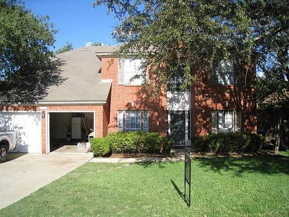 2nd image of 1912 Hilltree Ln
