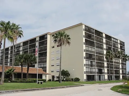 500 Palm Springs Blvd Photo 1