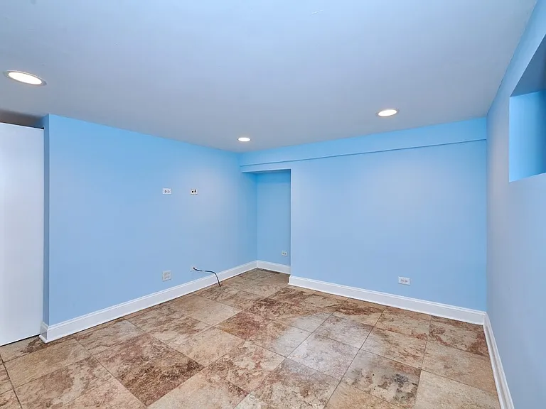 7810 E Prairie Rd — Photo 22