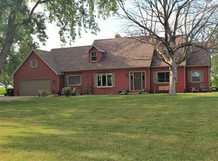 8101 Old Silo Rd, Clinton, IL 61727