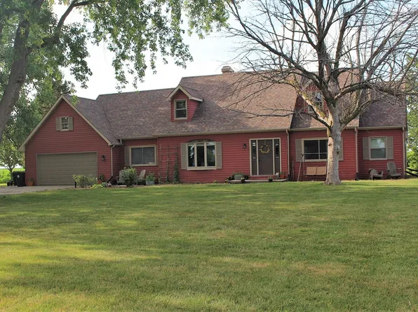 8101 Old Silo Rd, Clinton, IL 61727