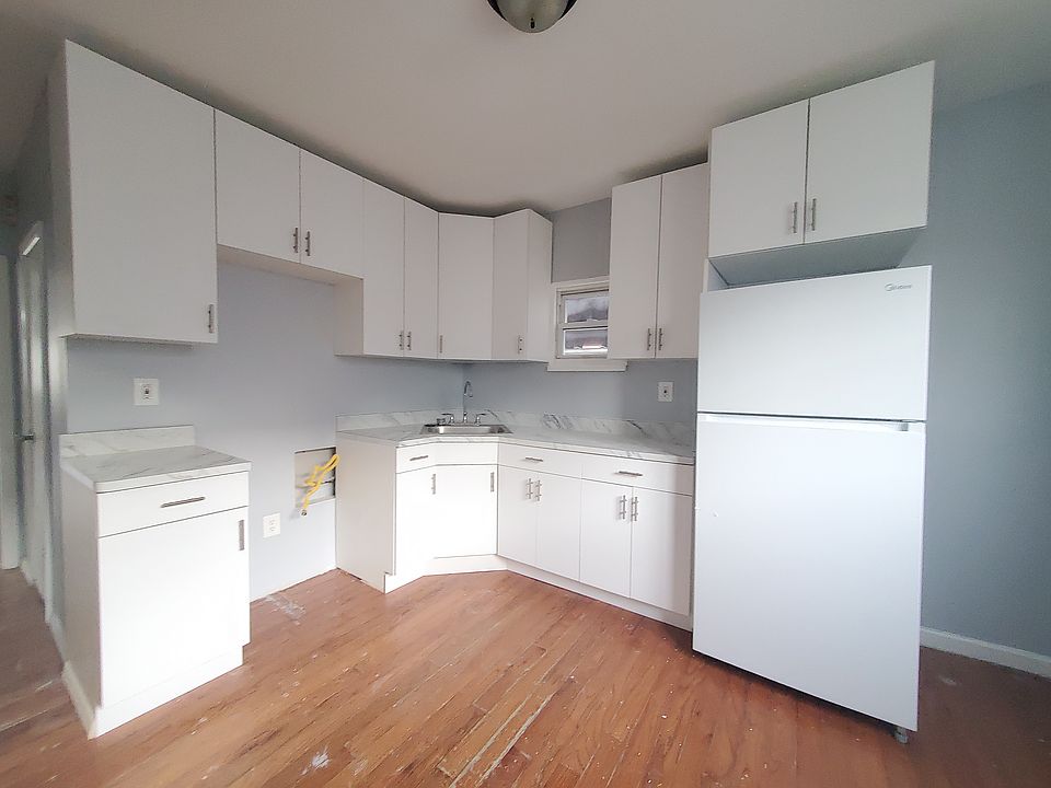 1st image of 151 Myrtle Ave #1