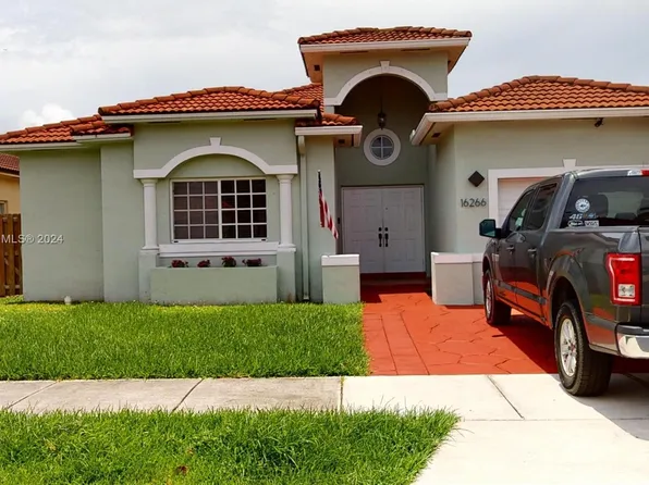 16266 SW 54th Ter, Miami, FL 33185