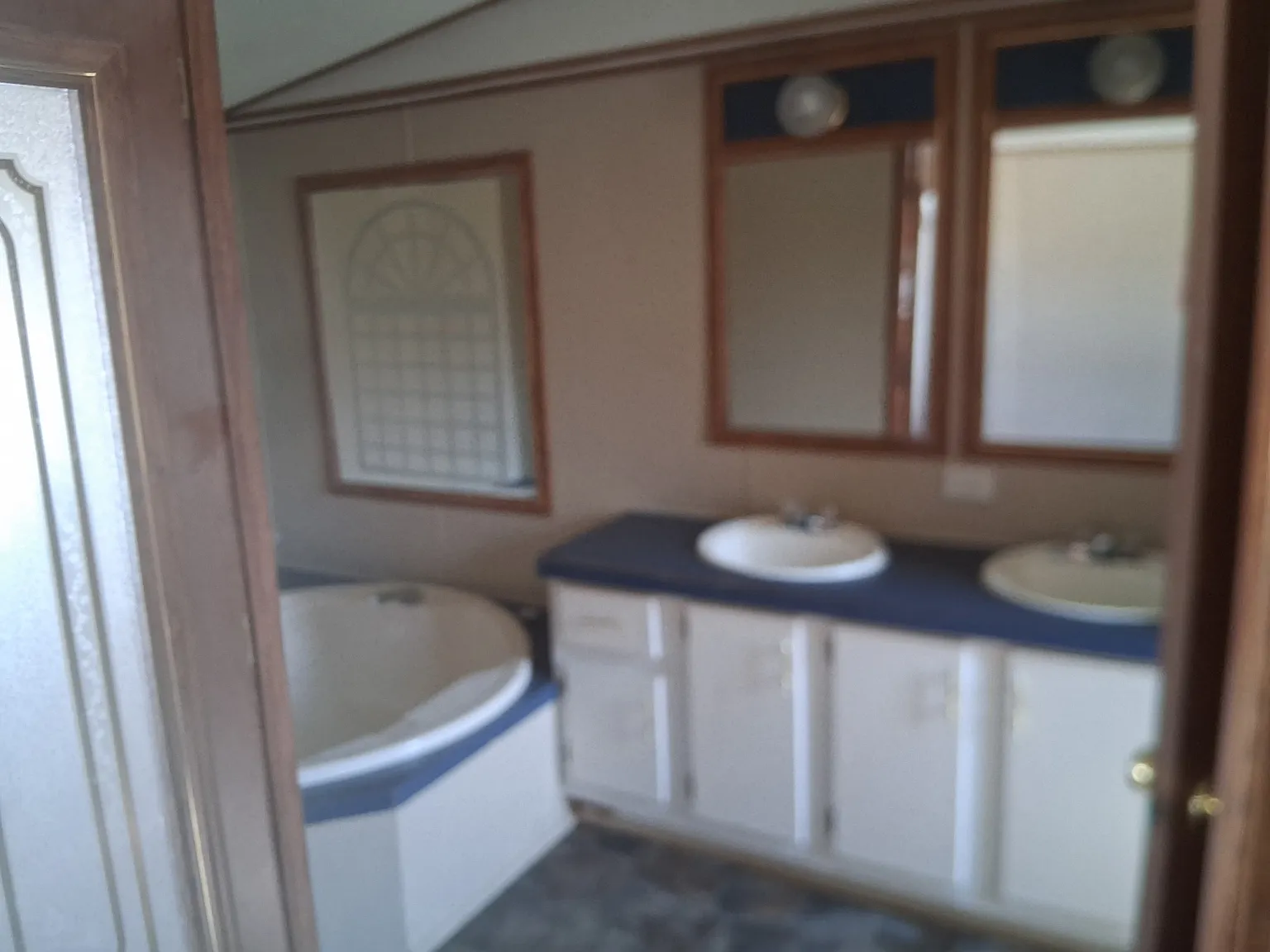 2 bed, $800 — Photo 2