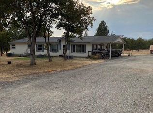 13445 Three Oaks Dr, White city, OR 97503