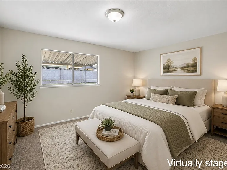204 Breeze St — Photo 11