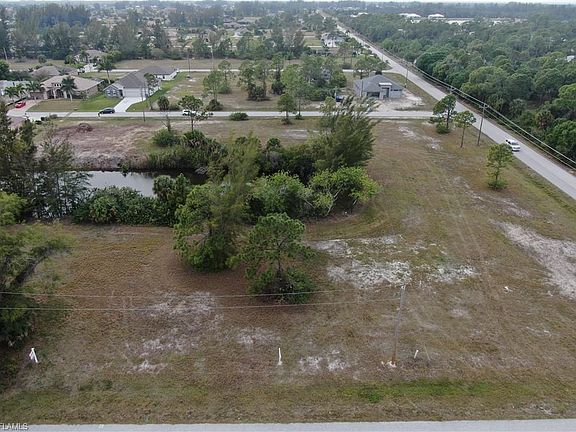 4th image of 2330 NW 33rd Ave