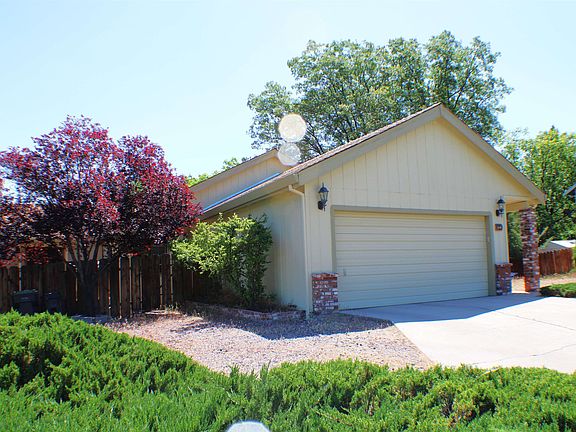 2nd image of 85 Brookwood Dr