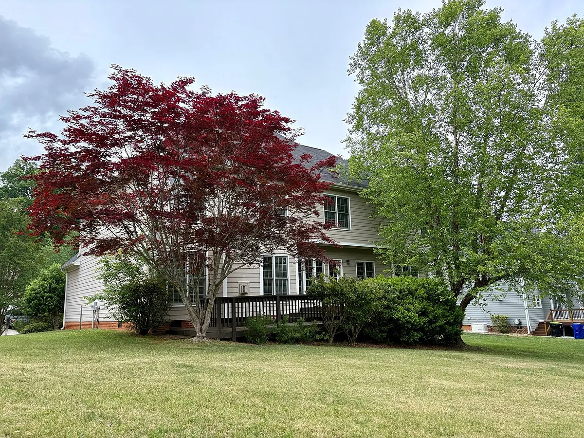 Building Photo - 413 Dairy Farm Dr