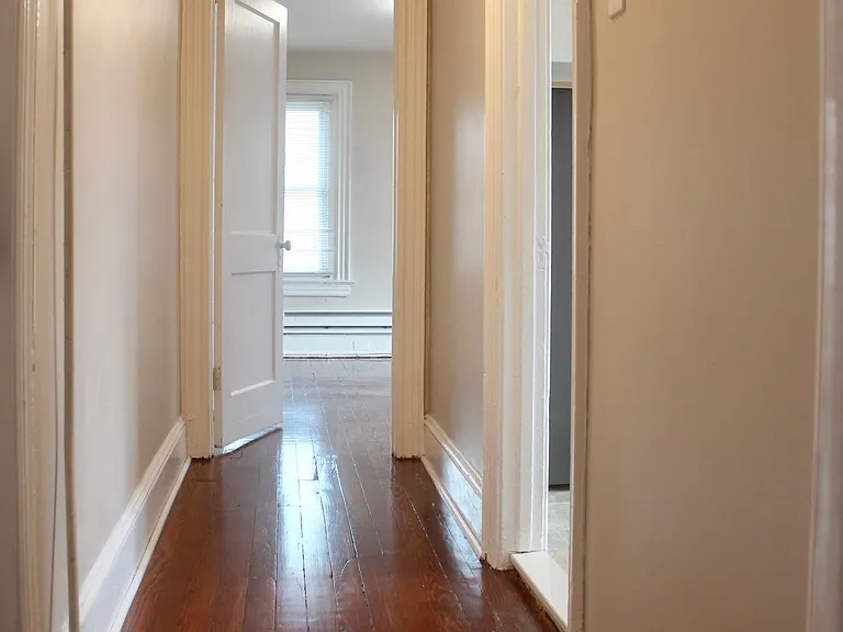 809 Greenwood Ave #3A — Photo 3