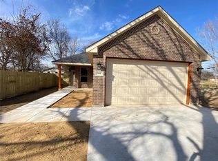 309 Robbins St, Cleburne, TX 76031