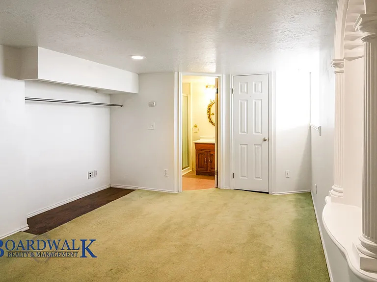 5677 S Esprit Dr — Photo 25