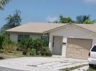 606 S East St, Lake Worth, FL 33460