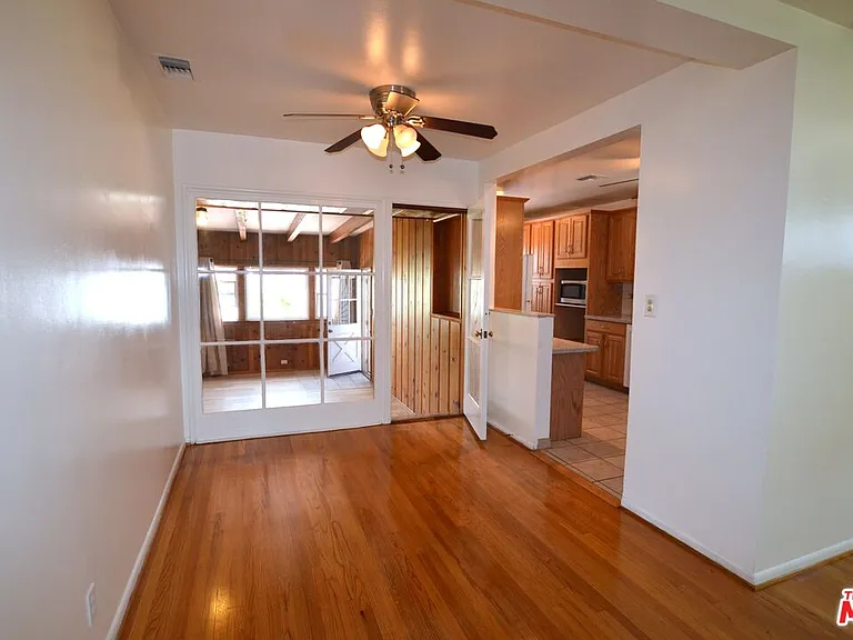 2729 N Brighton St — Photo 3