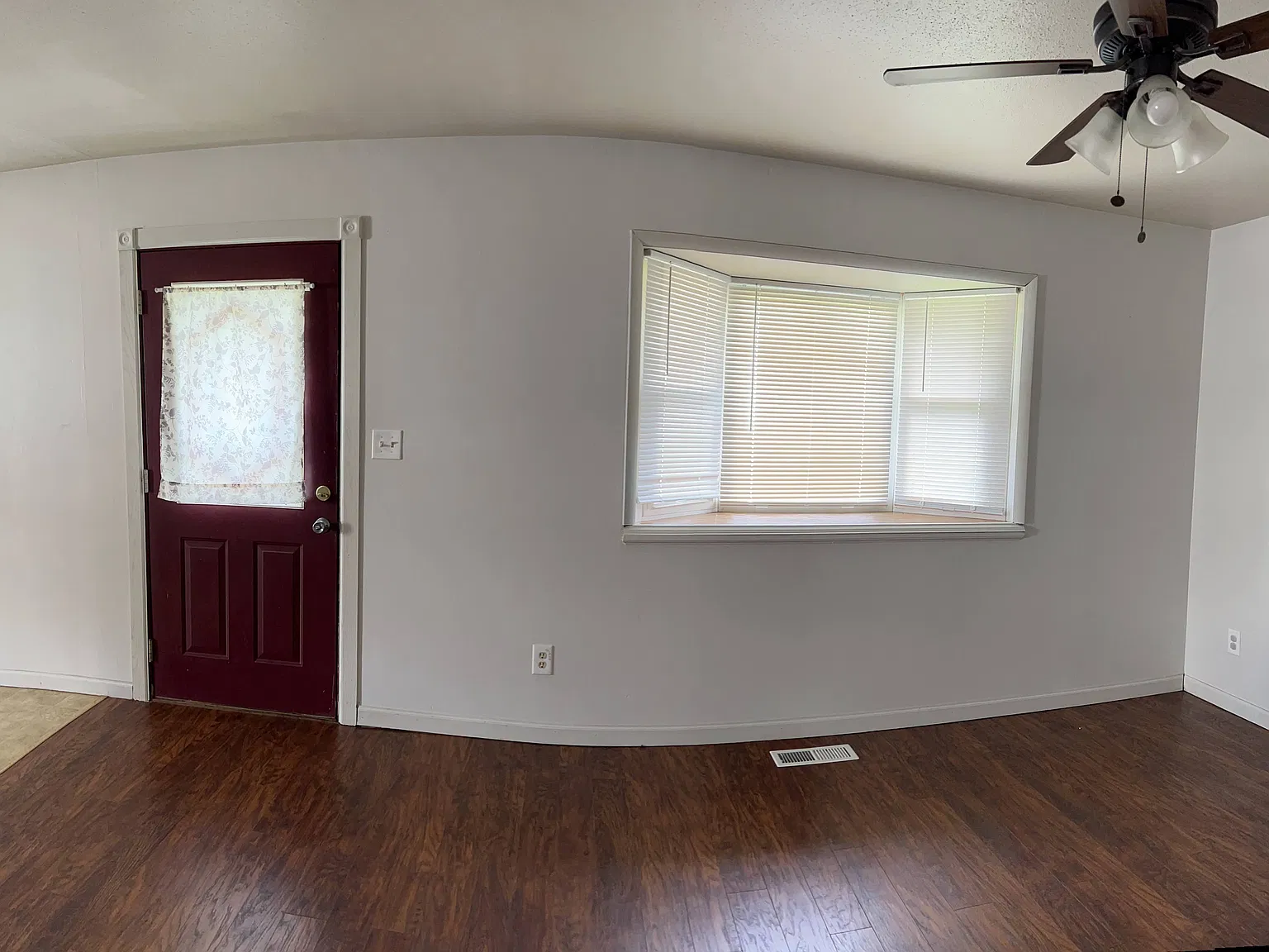 2 bed, $750 — Photo 3